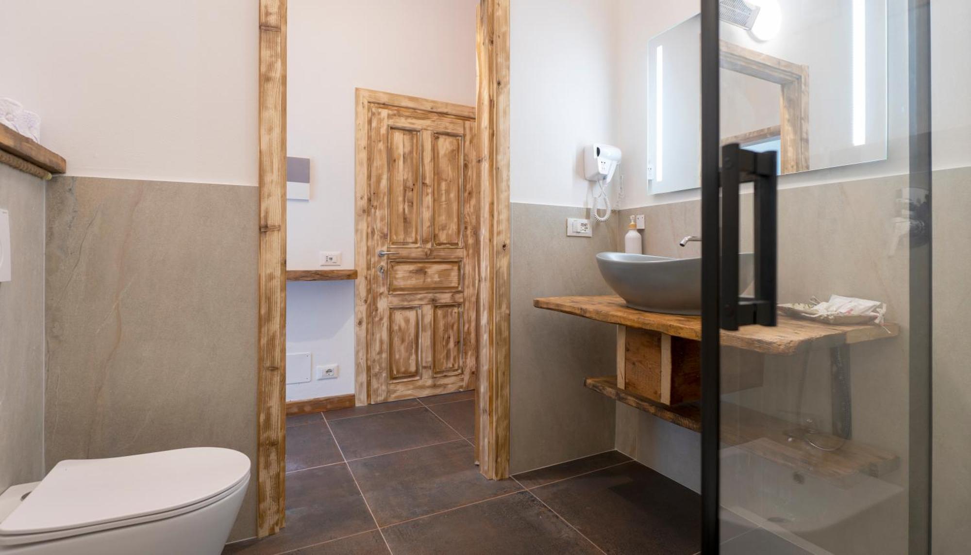 Salice Divino Hotel Lezzeno Værelse billede