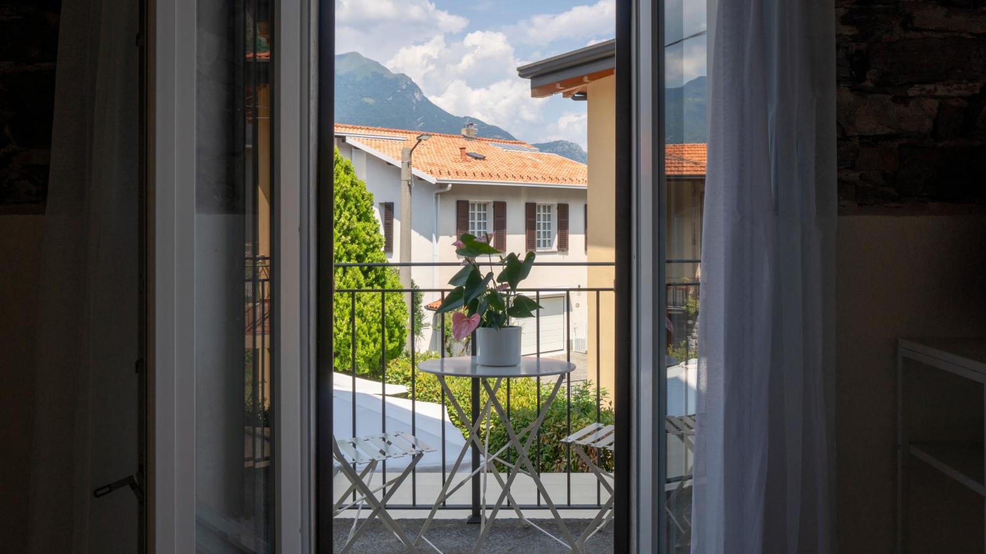 Salice Divino Hotel Lezzeno Værelse billede
