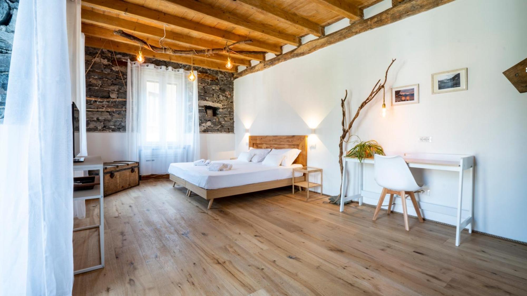 Salice Divino Hotel Lezzeno Værelse billede